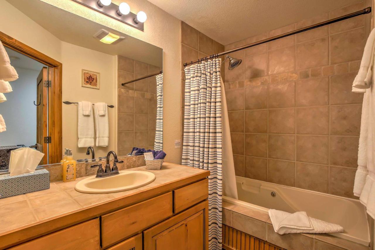 Breck Studio With Hot Tub Access, Walk To Main St! Брекенридж Экстерьер фото
